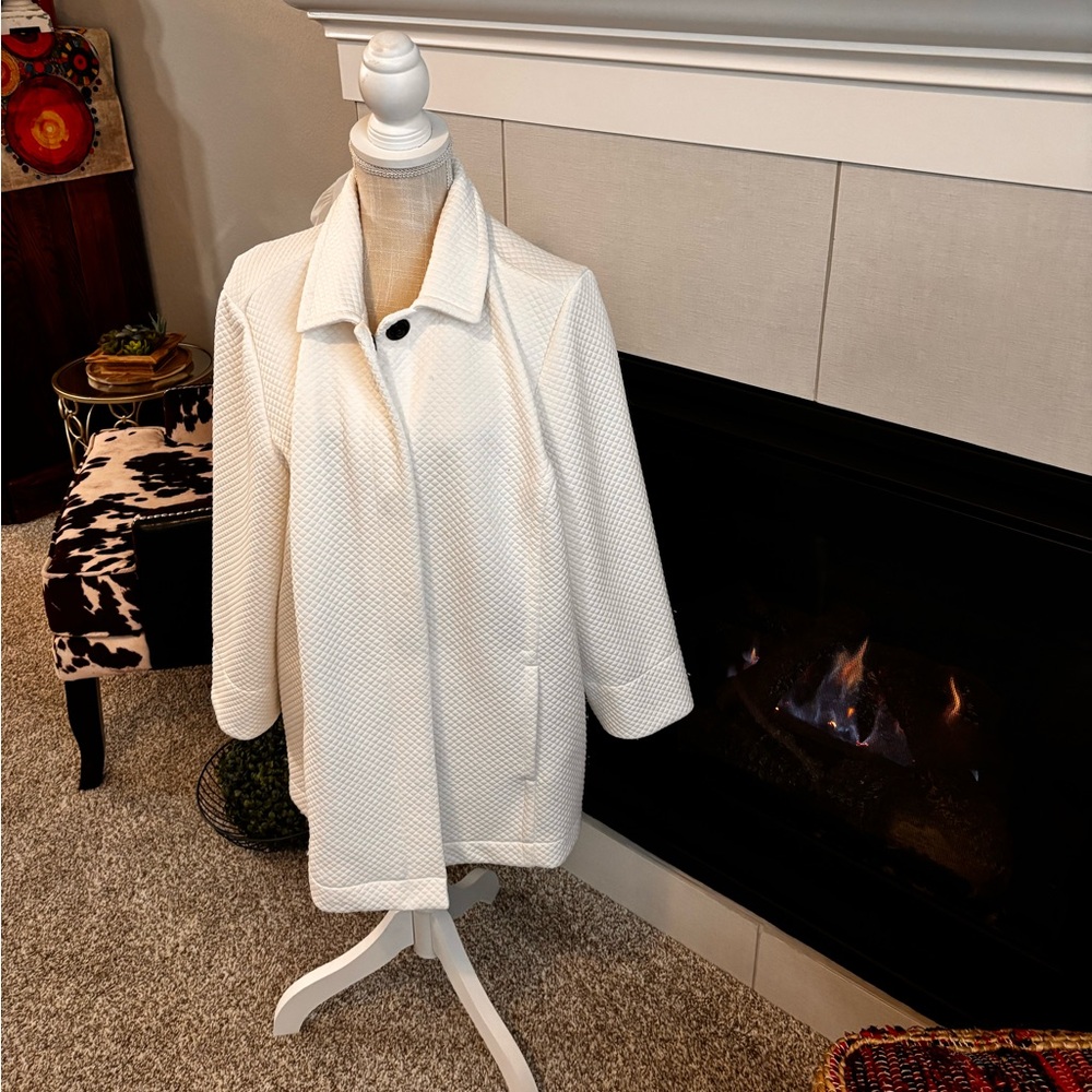 Chico's White Diamond-Patterned Blouse - image 1